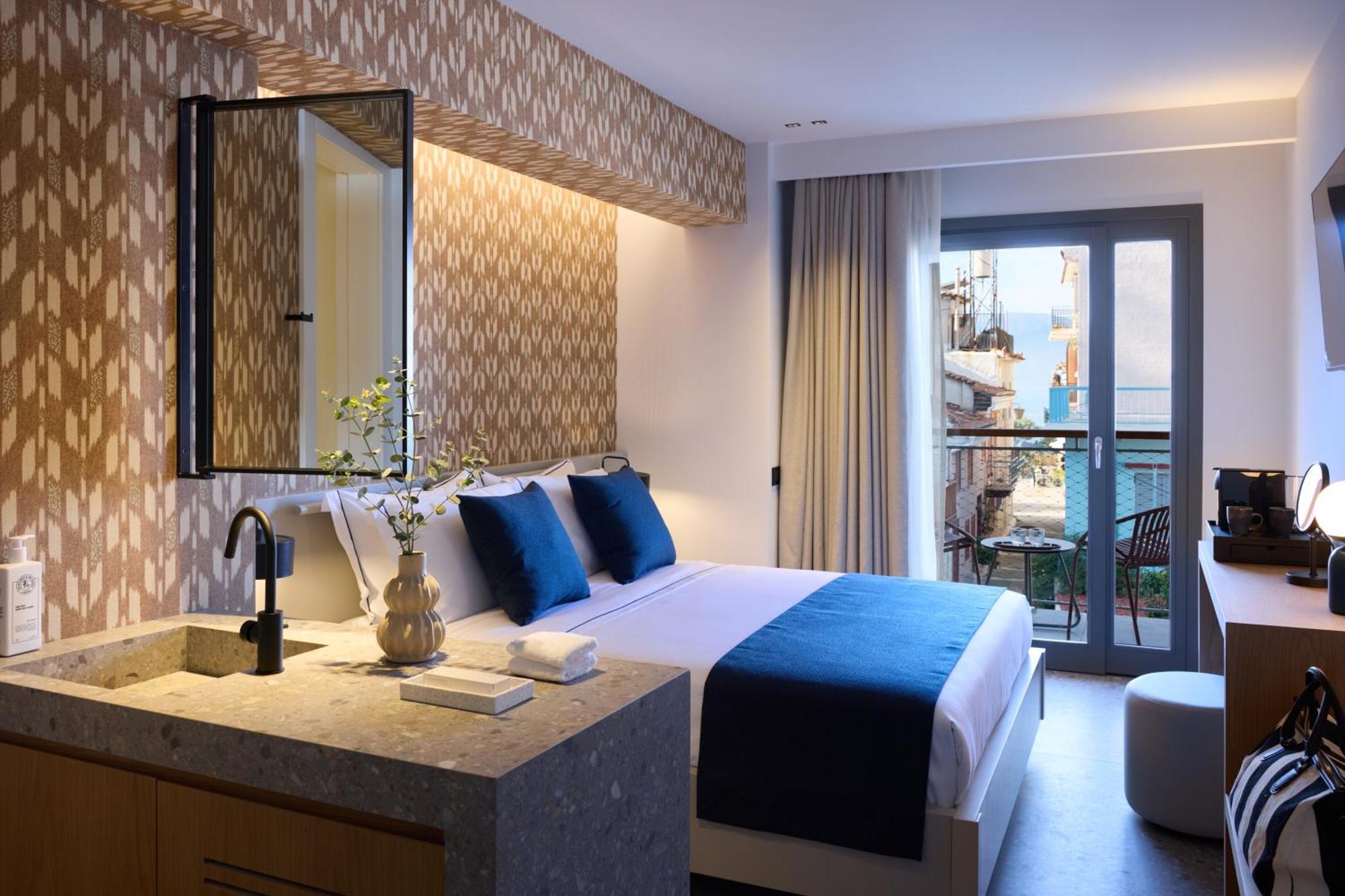 Naus Hotel 纳夫普利翁 外观 照片