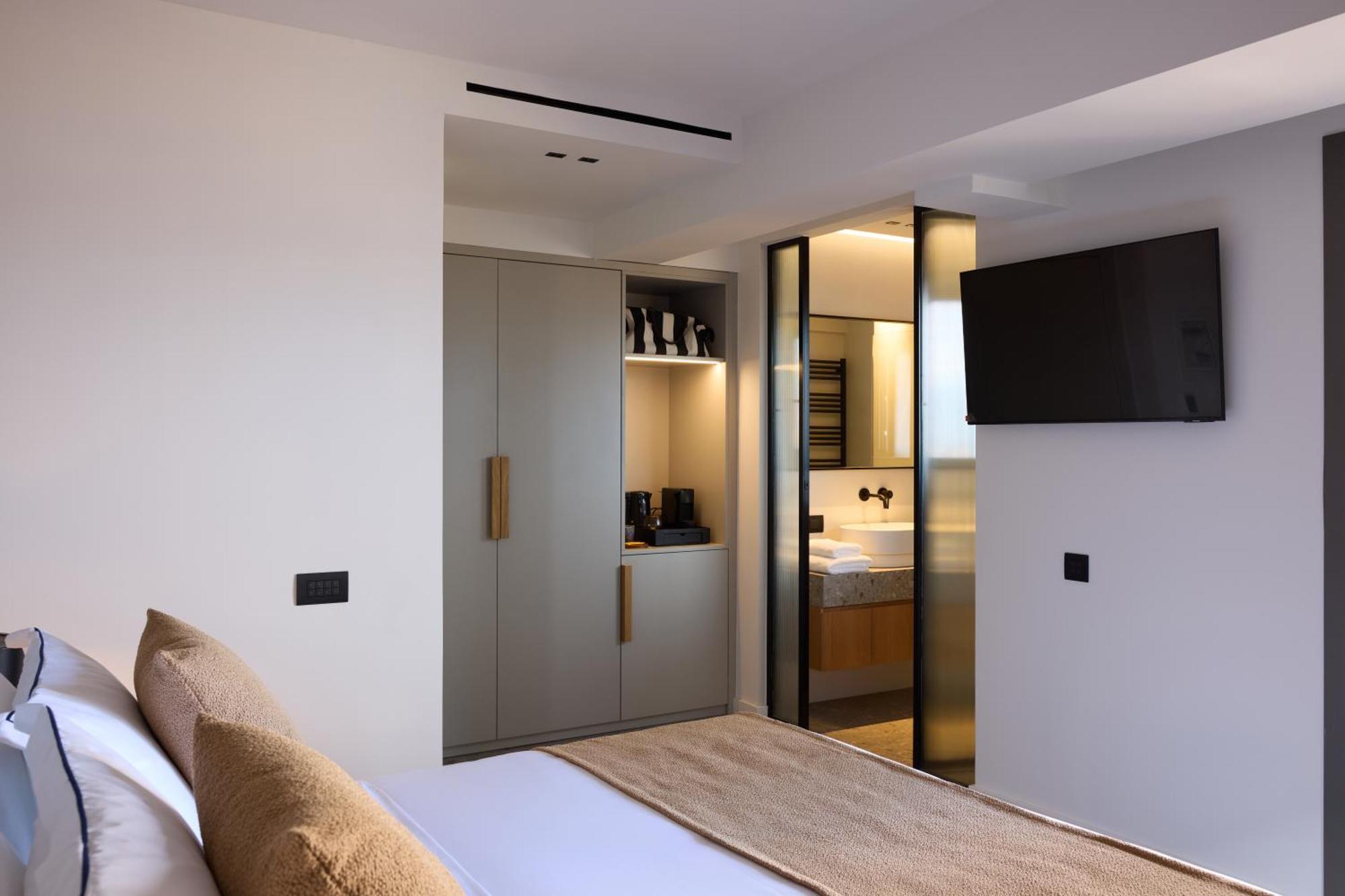 Naus Hotel 纳夫普利翁 外观 照片
